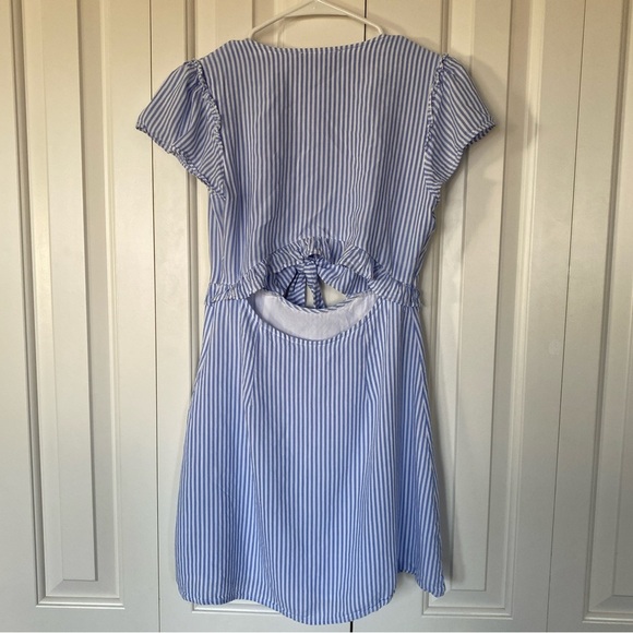 Women’s Seaport Light Blue and White Striped Tie-Front Dress size S - Picture 4 of 4